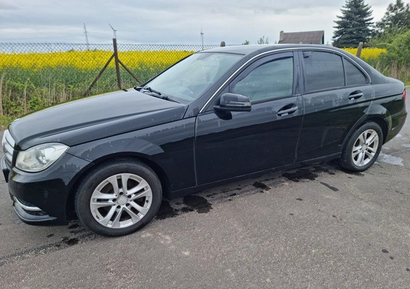 Mercedes-Benz Klasa C cena 15900 przebieg: 143100, rok produkcji 2013 z Przedecz małe 121